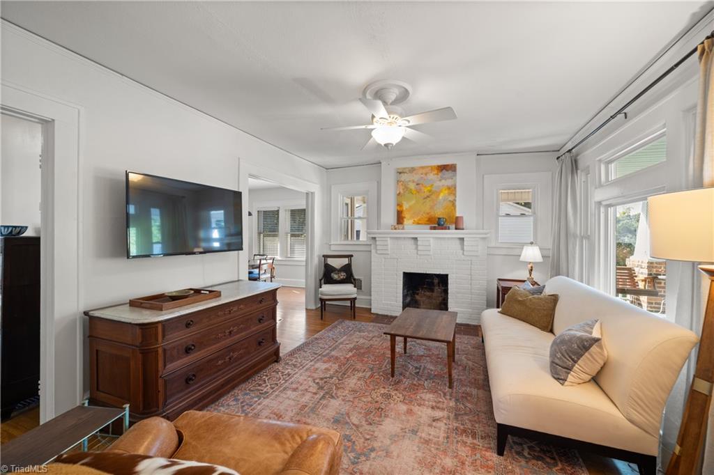 Winston-Salem, North Carolina 27103, United States, 3 Bedrooms Bedrooms, ,1 BathroomBathrooms,Residential,Active,204457