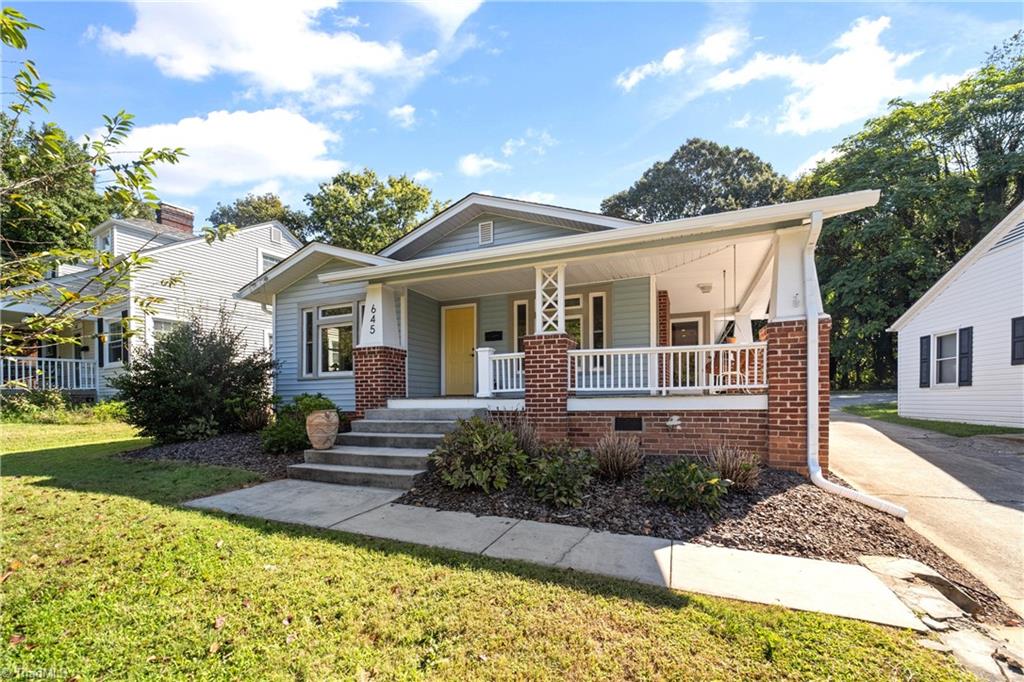 Winston-Salem, North Carolina 27103, United States, 3 Bedrooms Bedrooms, ,1 BathroomBathrooms,Residential,Active,204457