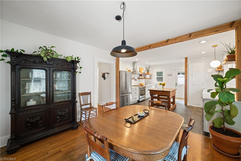 Winston-Salem, North Carolina 27103, United States, 3 Bedrooms Bedrooms, ,1 BathroomBathrooms,Residential,Active,204457