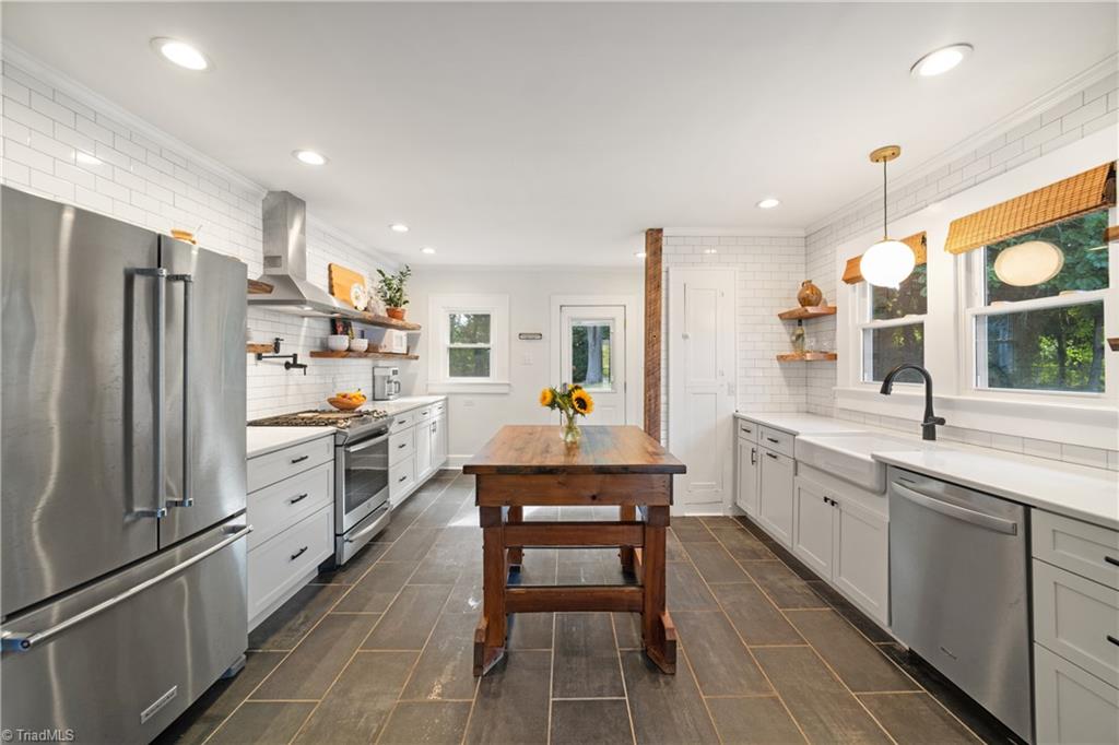 Winston-Salem, North Carolina 27103, United States, 3 Bedrooms Bedrooms, ,1 BathroomBathrooms,Residential,Active,204457