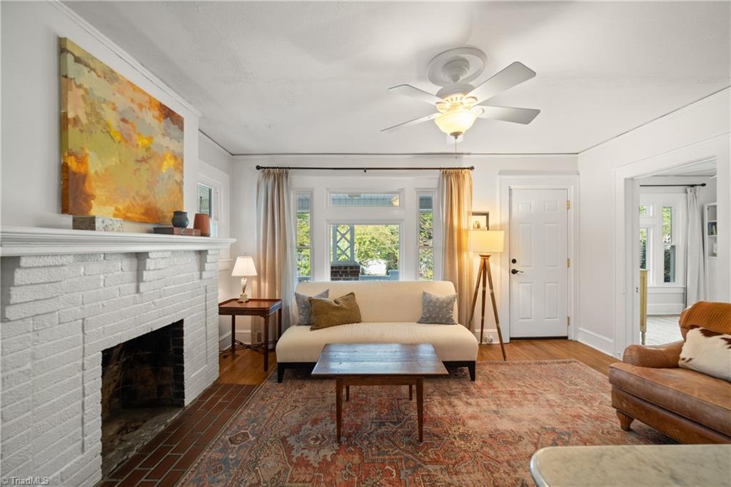 Winston-Salem, North Carolina 27103, United States, 3 Bedrooms Bedrooms, ,1 BathroomBathrooms,Residential,Active,204457