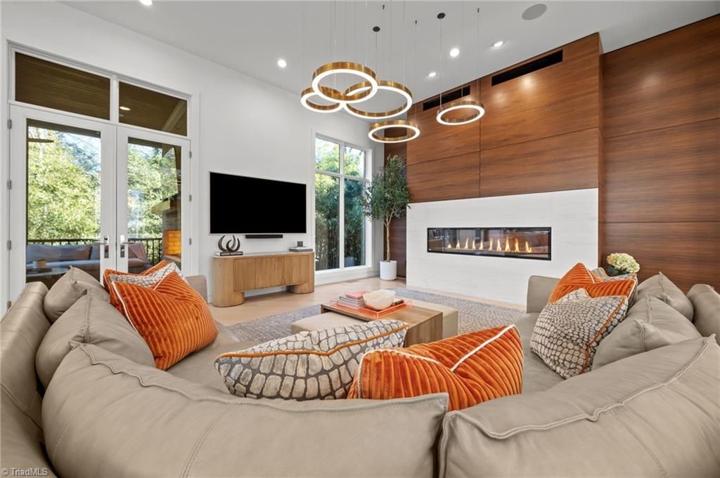 Photo of 2108 Berkshire Lane, Greensboro, NC 27408 (MLS # 1205061)