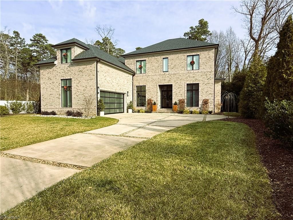Photo of 2108 Berkshire Lane, Greensboro, NC 27408 (MLS # 1205061)
