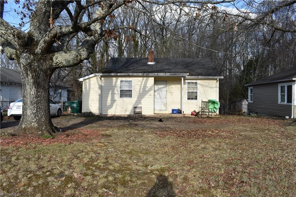 Photo of 931 Marlboro Street, High Point, NC 27260 (MLS # 1211379)