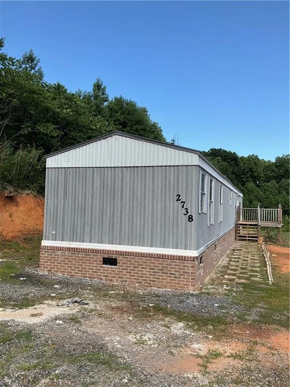 2738 Old Mountain Road, photo 3 of 16