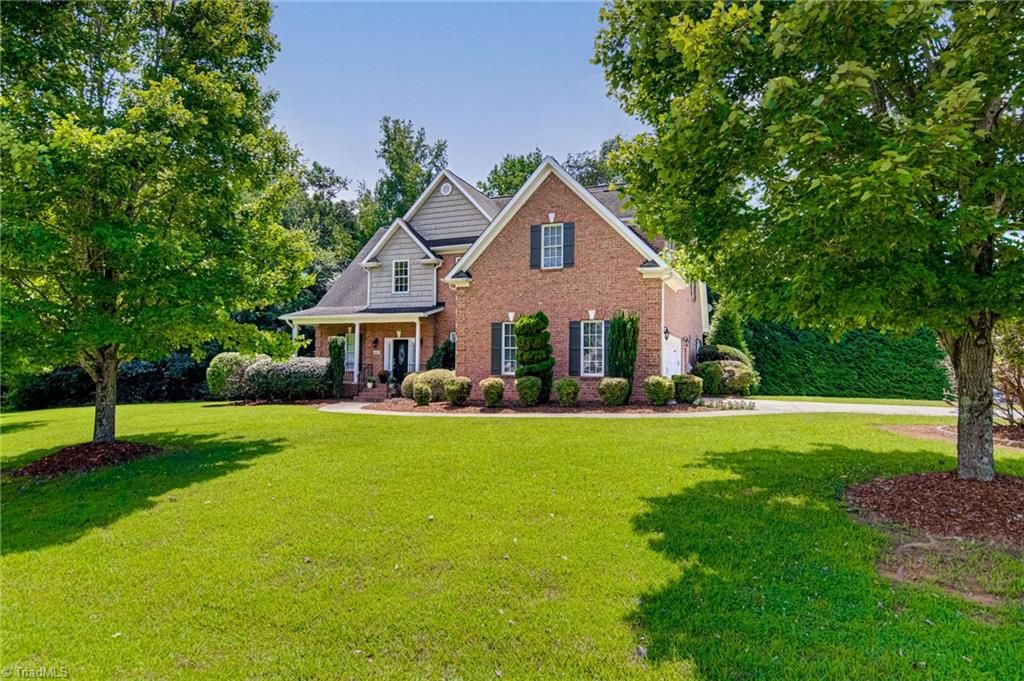 Photo of 8449 Alice Player Drive, Oak Ridge, NC 27310 (MLS # 1207915)