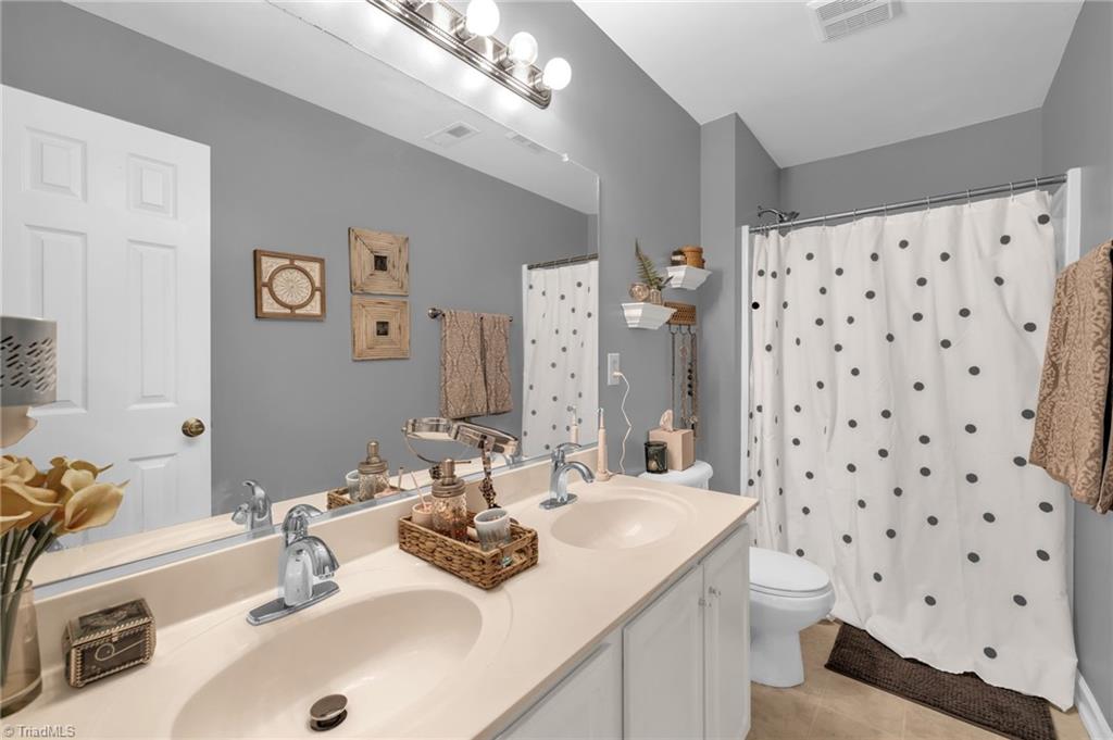 4403 Baylor Street, Greensboro, North Carolina image 18