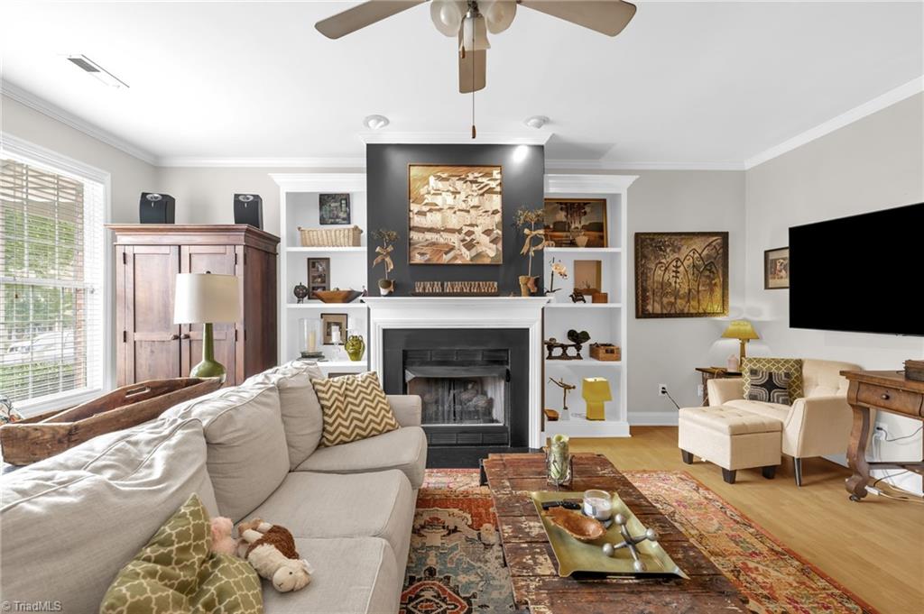 4403 Baylor Street, Greensboro, North Carolina image 2