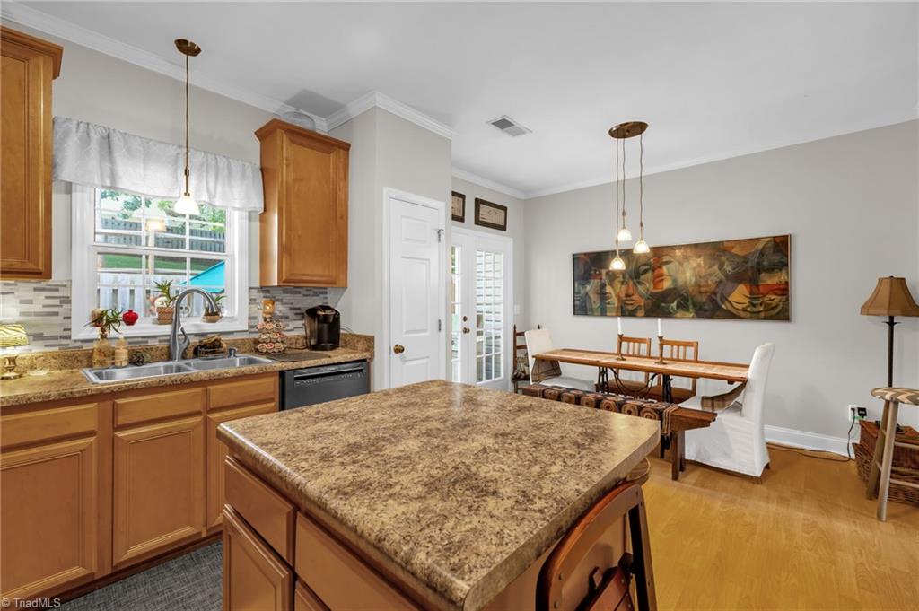 4403 Baylor Street, Greensboro, North Carolina image 11
