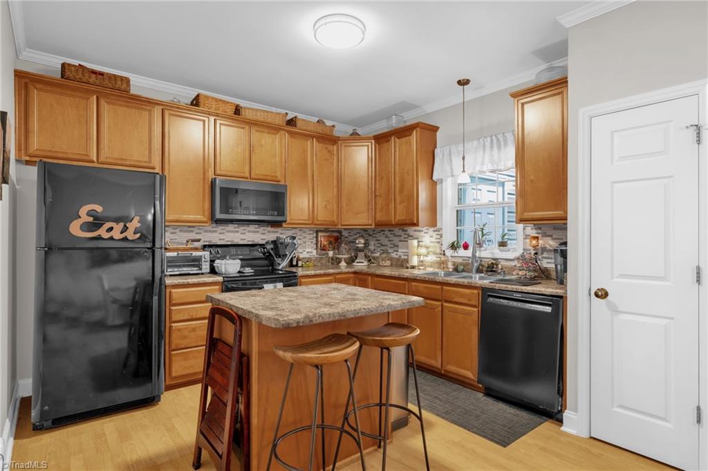 4403 Baylor Street, Greensboro, North Carolina image 9