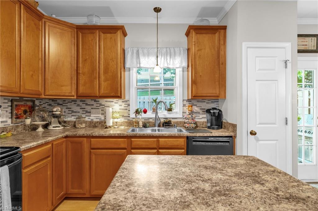 4403 Baylor Street, Greensboro, North Carolina image 10