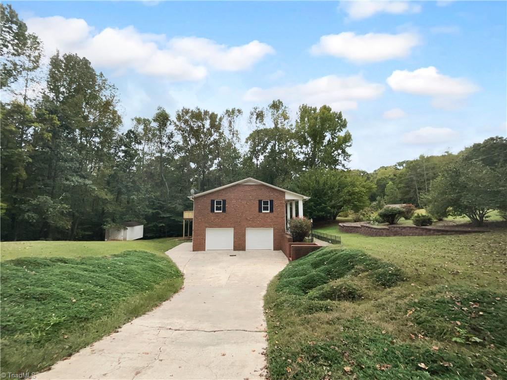 2286 Lynn Circle