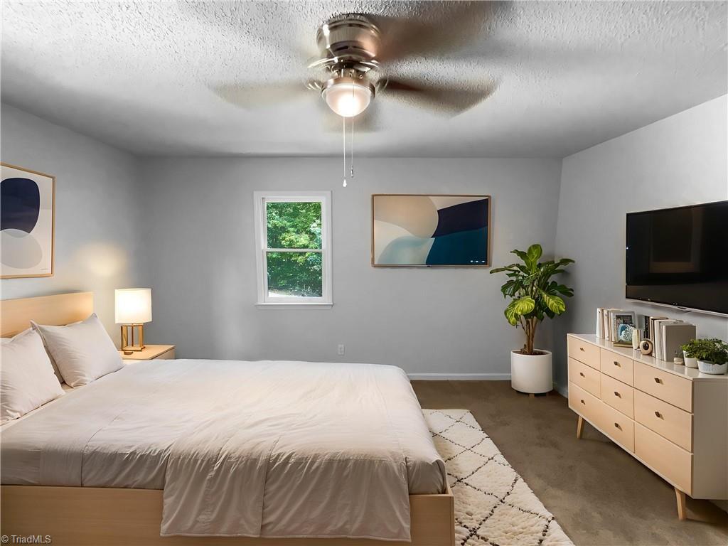 2286 Lynn Circle