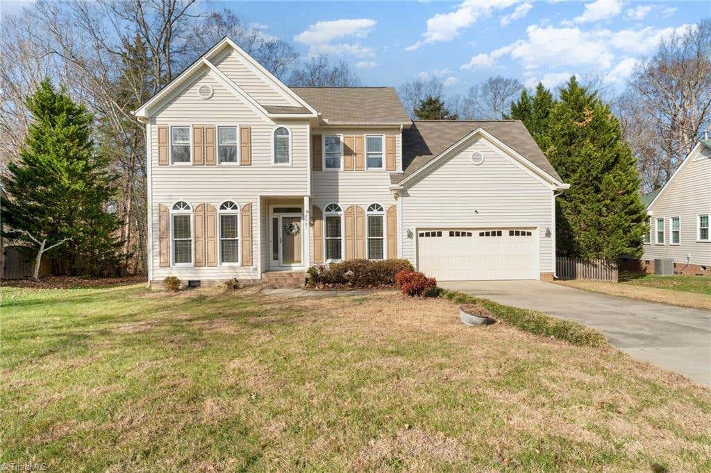 Photo of 2001 Treyburn Lane, High Point, NC 27265 (MLS # 1225078)