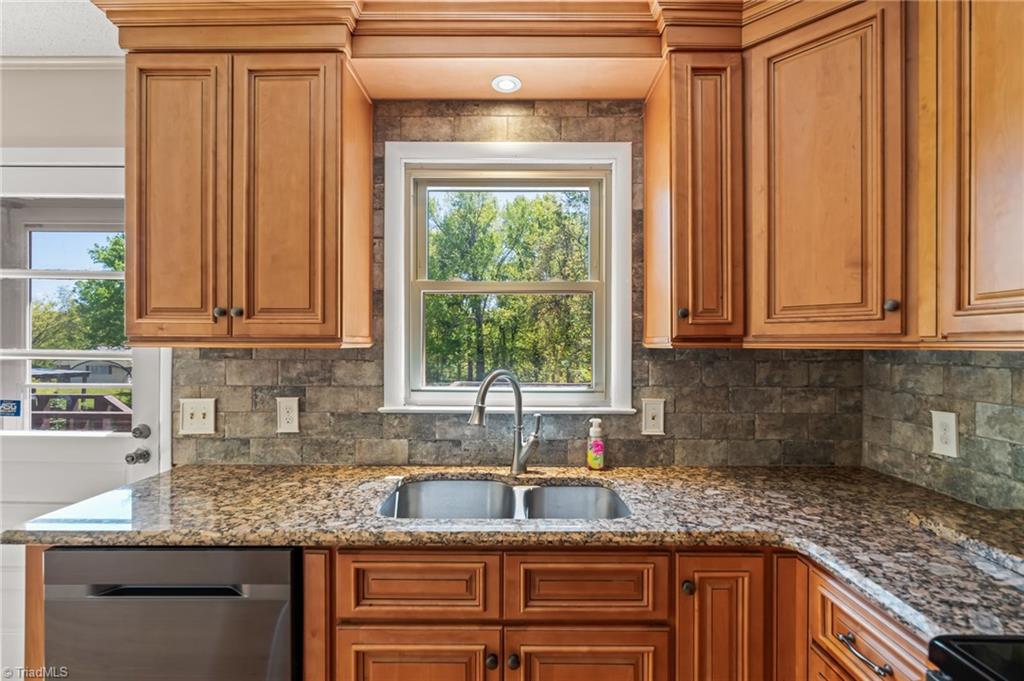 3975 Pine Ridge Drive, Trinity, North Carolina image 11