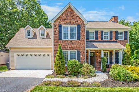 Photo of 2104 Eagle Valley Court, Kernersville, NC 27284 (MLS # 1226950)