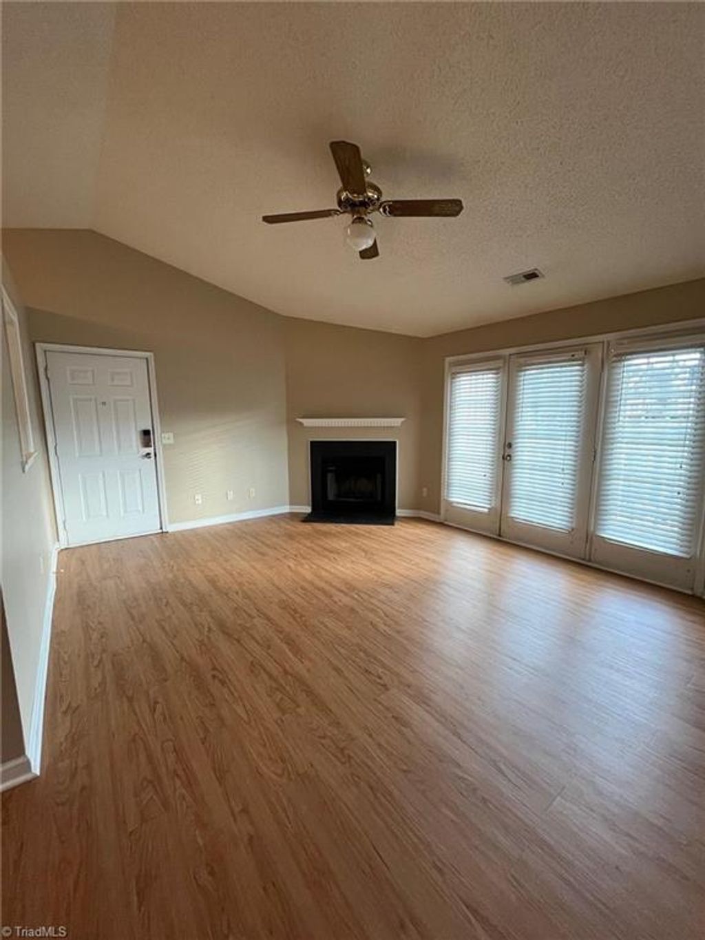 Photo of 7135 Friendly Avenue W #G, Greensboro, NC 27410 (MLS # 1205508)