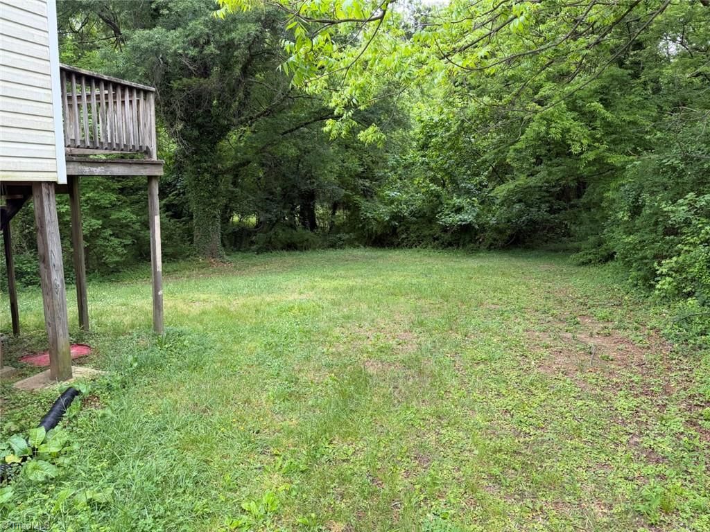 Photo of 4224 Ogburn Avenue, Winston-Salem, NC 27105 (MLS # 1218930)