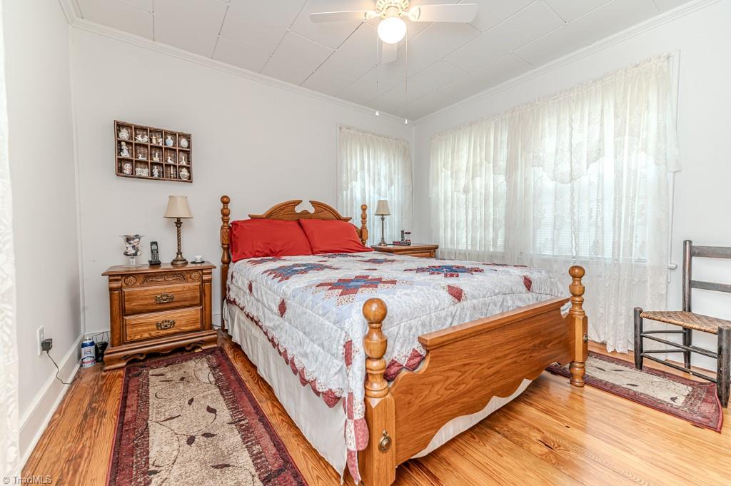 201 Colonial Avenue, Goldston, North Carolina image 13