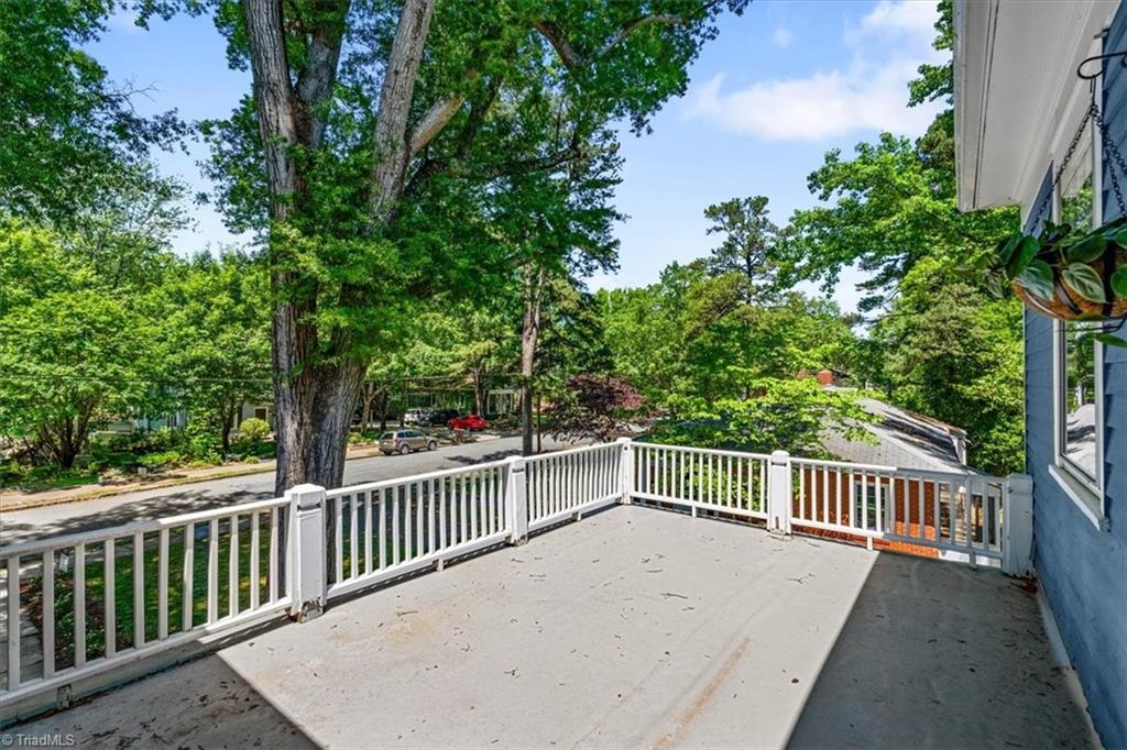 Greensboro, North Carolina 27403, United States, 4 Bedrooms Bedrooms, ,2 BathroomsBathrooms,Residential,Active,122246