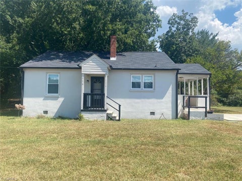 Homes For Sale - 116 Oak Street<br/> Kernersville, NC 27284