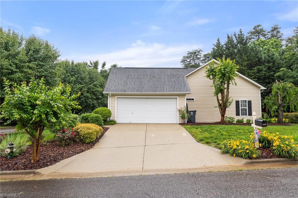 4800 Corinthian Way, Greensboro, North Carolina image 2