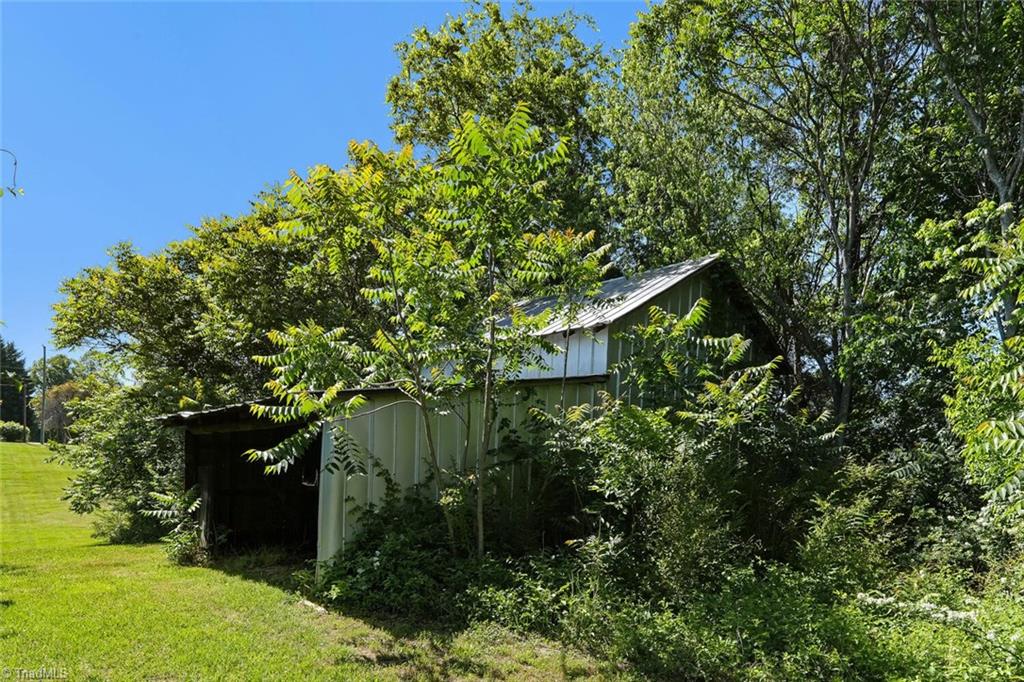 159 Honeysuckle Lane, Reidsville, North Carolina image 38