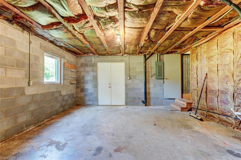 159 Honeysuckle Lane, Reidsville, North Carolina image 32