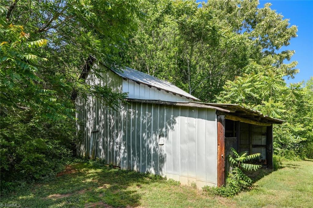 159 Honeysuckle Lane, Reidsville, North Carolina image 37