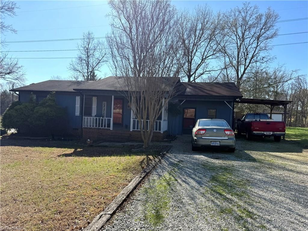 Photo of 4151 Valley Ridge Drive, Trinity, NC 27370 (MLS # 1212148)