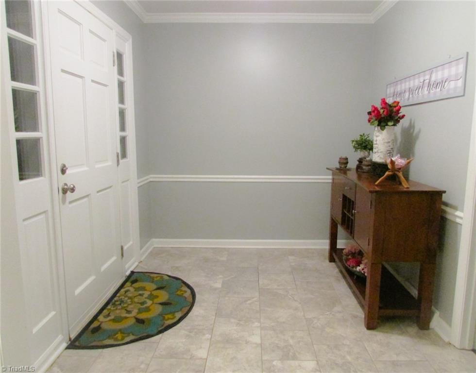 4503 Radnor Drive, Greensboro, North Carolina image 6