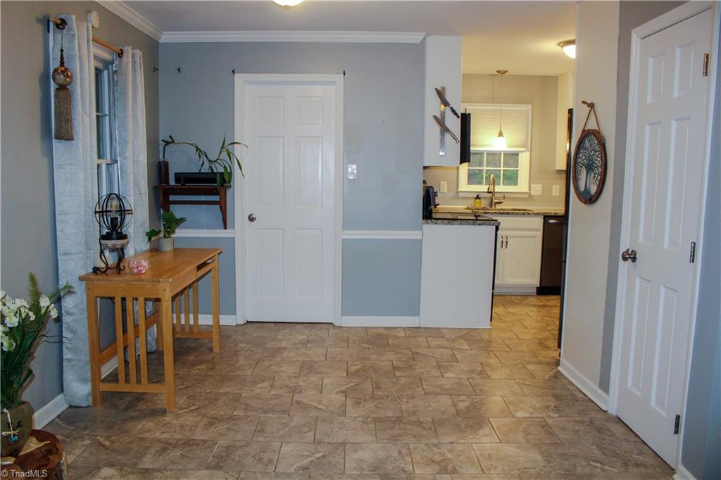 4503 Radnor Drive, Greensboro, North Carolina image 12