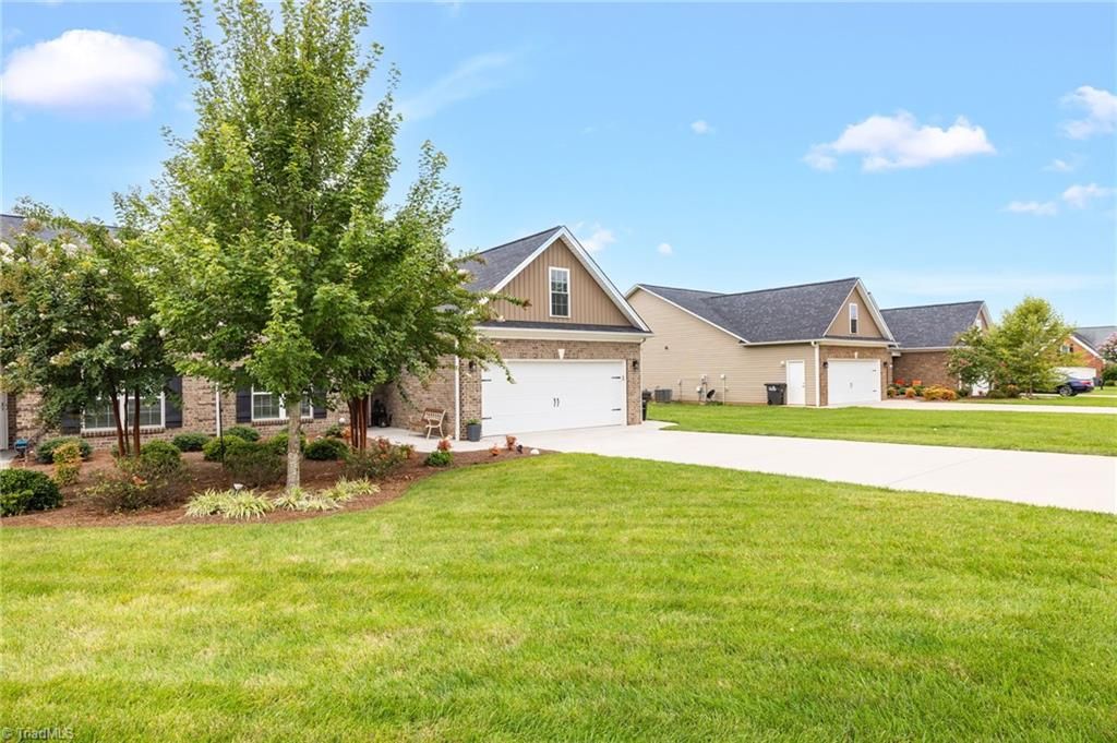 Photo of 204 Birchwood Drive, Reidsville, NC 27320 (MLS # 1214275)