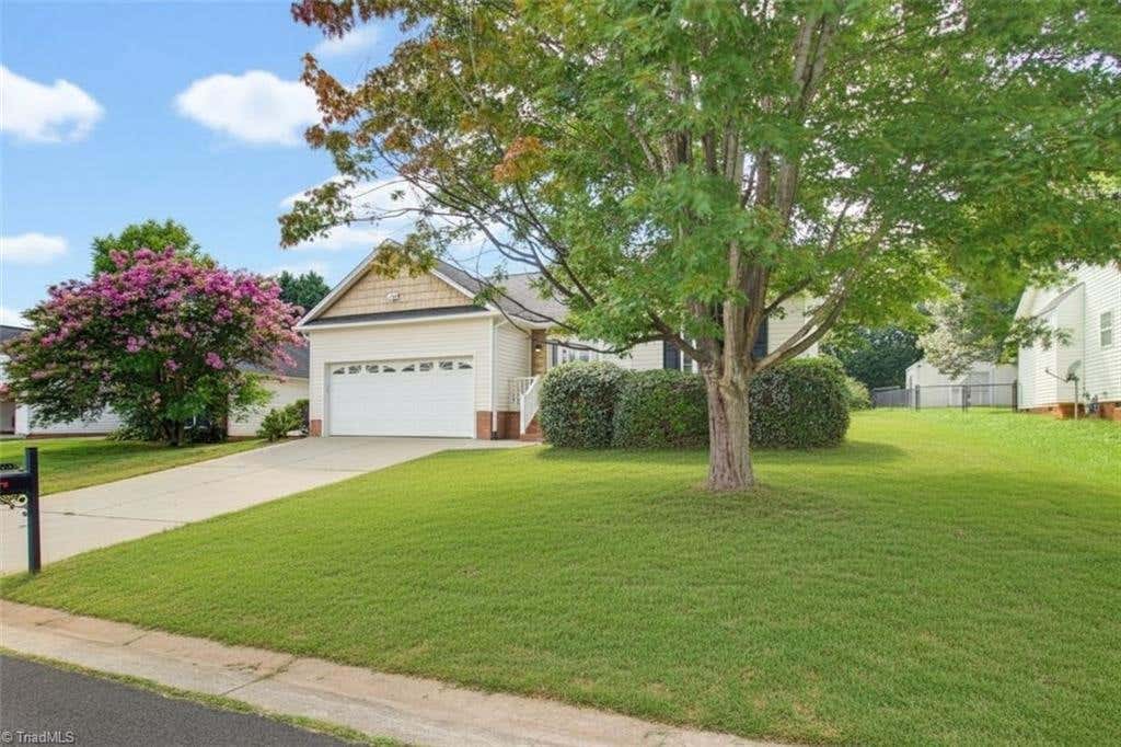 Photo of 4758 Eagle Path, Winston-Salem, NC 27127 (MLS # 1230327)