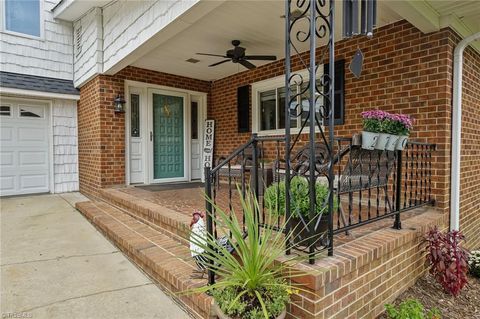 A home in Kernersville