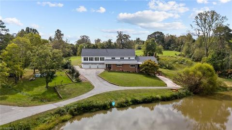 A home in Kernersville