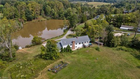 A home in Kernersville