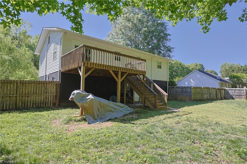 Photo of 1474 Sherwood Drive, Reidsville, NC 27320 (MLS # 1217988)