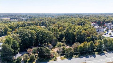 4529 W Wendover Avenue Greensboro NC 27409