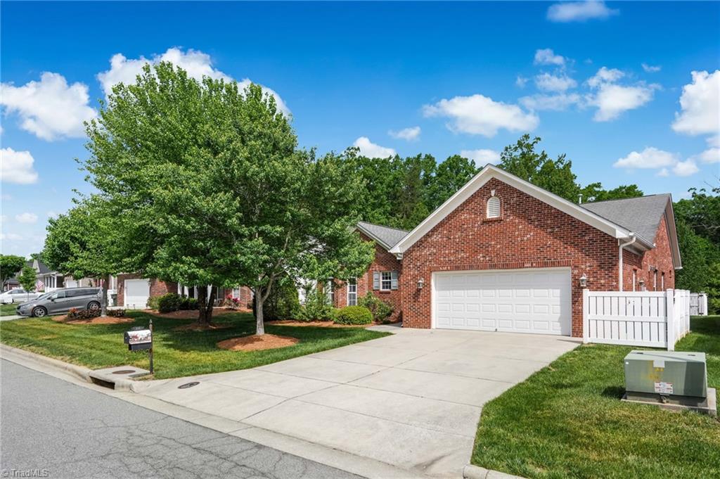205 Heritage Hill Drive