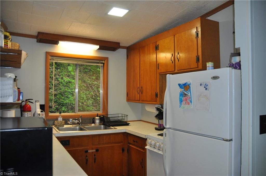 4091 Big Ivy Road, Purlear, North Carolina image 22