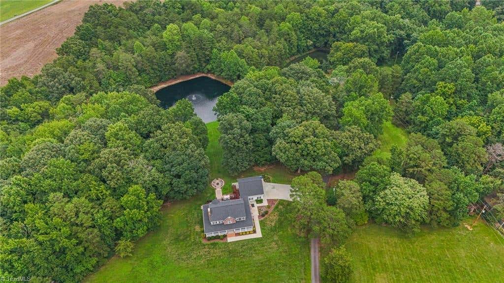 Photo of 325 Buck Seaford Road, Mocksville, NC 27028 (MLS # 1230360)