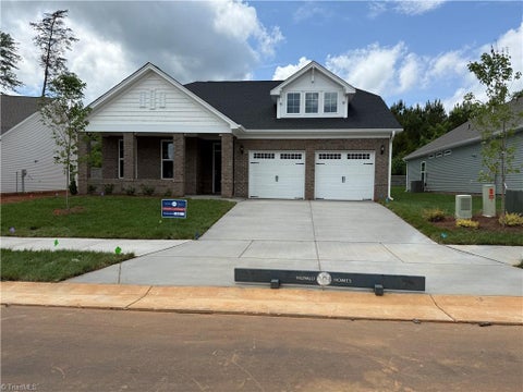 Homes For Sale - 304 Morning Star Drive<br/> Advance, NC 27006
