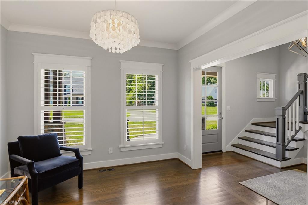 527 Lissara Lodge Drive