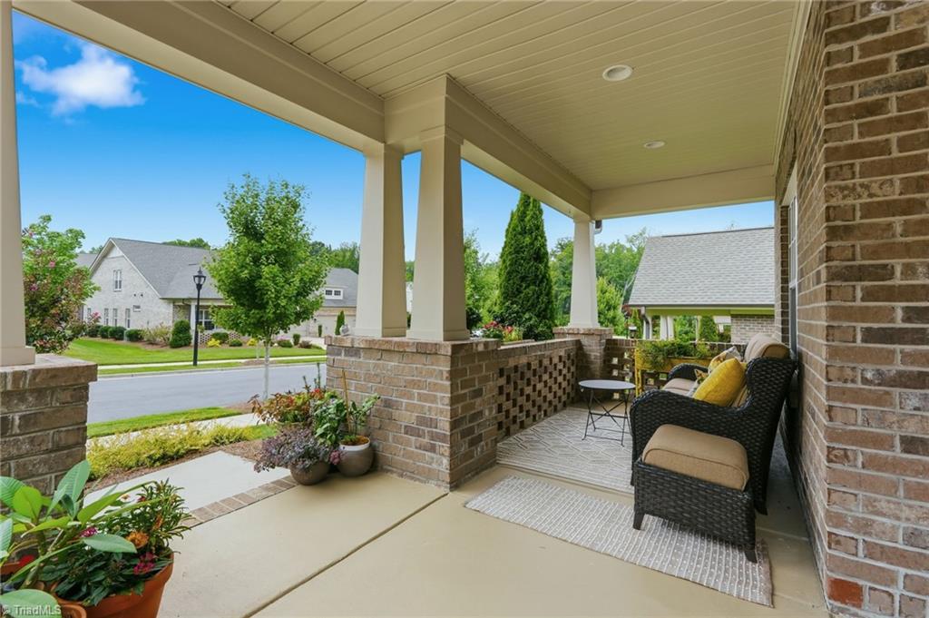 1009 Beechcrest Drive