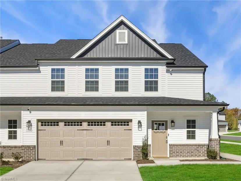 304 Goldberry Lane, photo 1 of 9