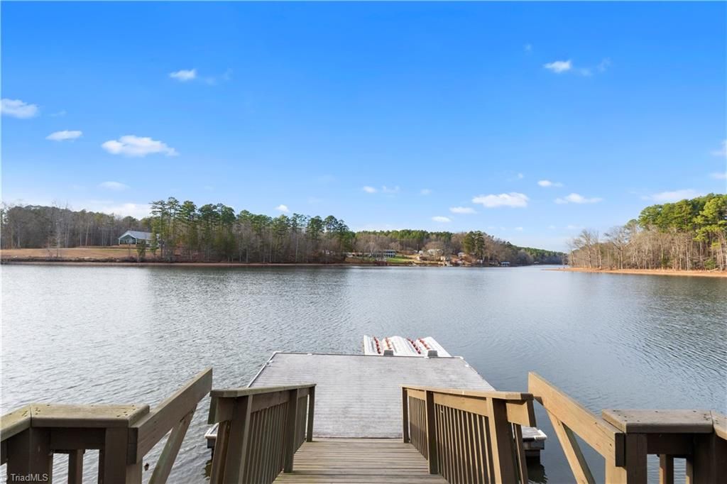 Photo of 621 Crystal Bay Drive, Denton, NC 27239 (MLS # 1204285)