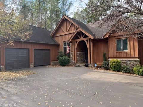 621 Crystal Bay Drive Denton NC 27239