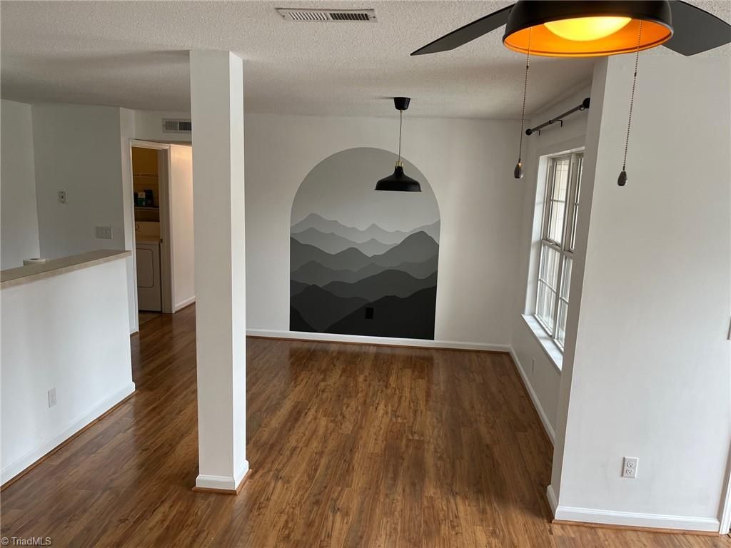 Photo of 6704 W Friendly Avenue #4E, Greensboro, NC 27410 (MLS # 1207595)