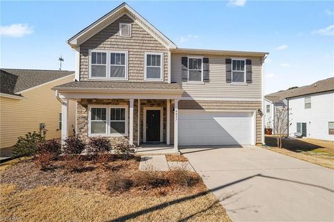 Photo of 4037 Pursuance Court, High Point, NC 27265 (MLS # 1209198)